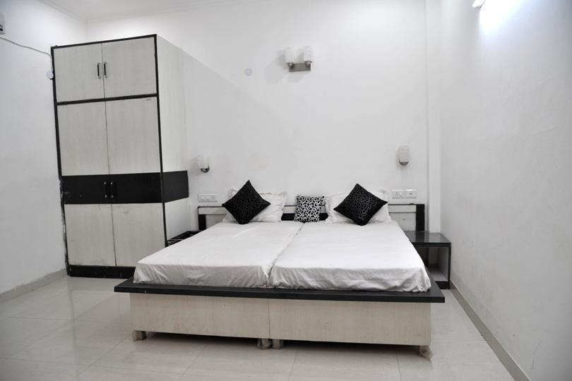 Aura Suites Gurgaon Exteriör bild